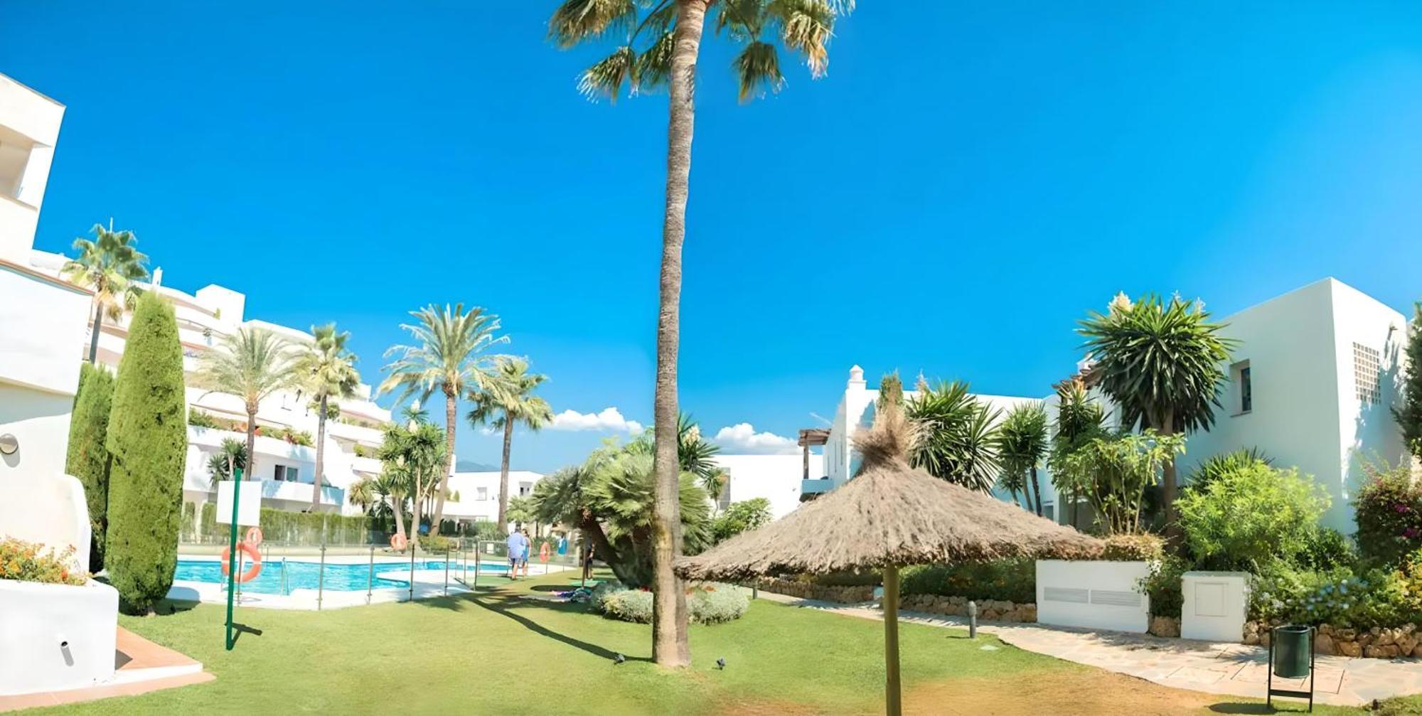 Gorgeous 2Br Apt. W/ Mountain View Puerto Banus Marbella Esterno foto