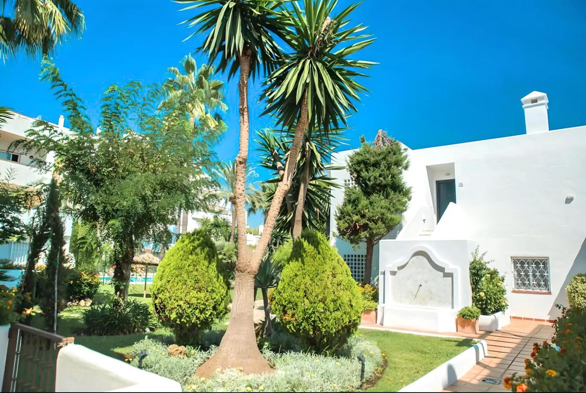 Gorgeous 2Br Apt. W/ Mountain View Puerto Banus Marbella Esterno foto
